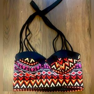 Multicolored bikini top
